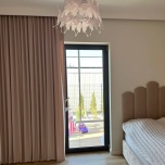 Beautiful smooth blind for the living room, matt, soft to the touch, powder pink, made-to-measure