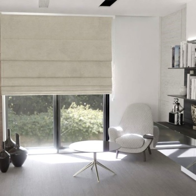 Modern Roman blind in matte smooth light beige