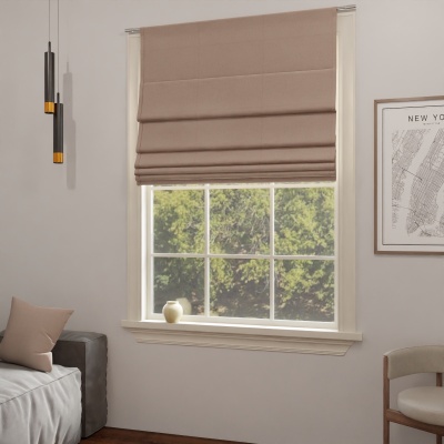 Zaciemniająca, modna roleta rzymska typu blackout, matowa, ciepły beż