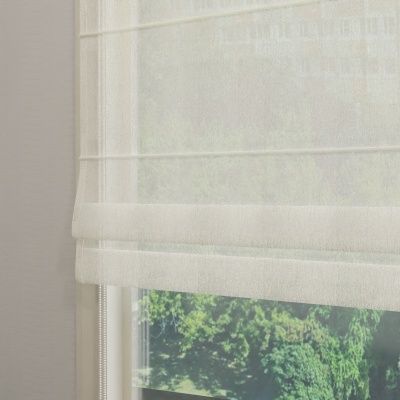Roman Blind Made of Natural Linen in Ecru Color